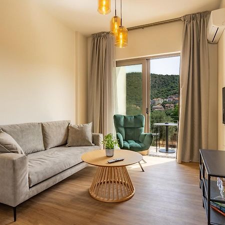Ithaca Residence Ваті Екстер'єр фото