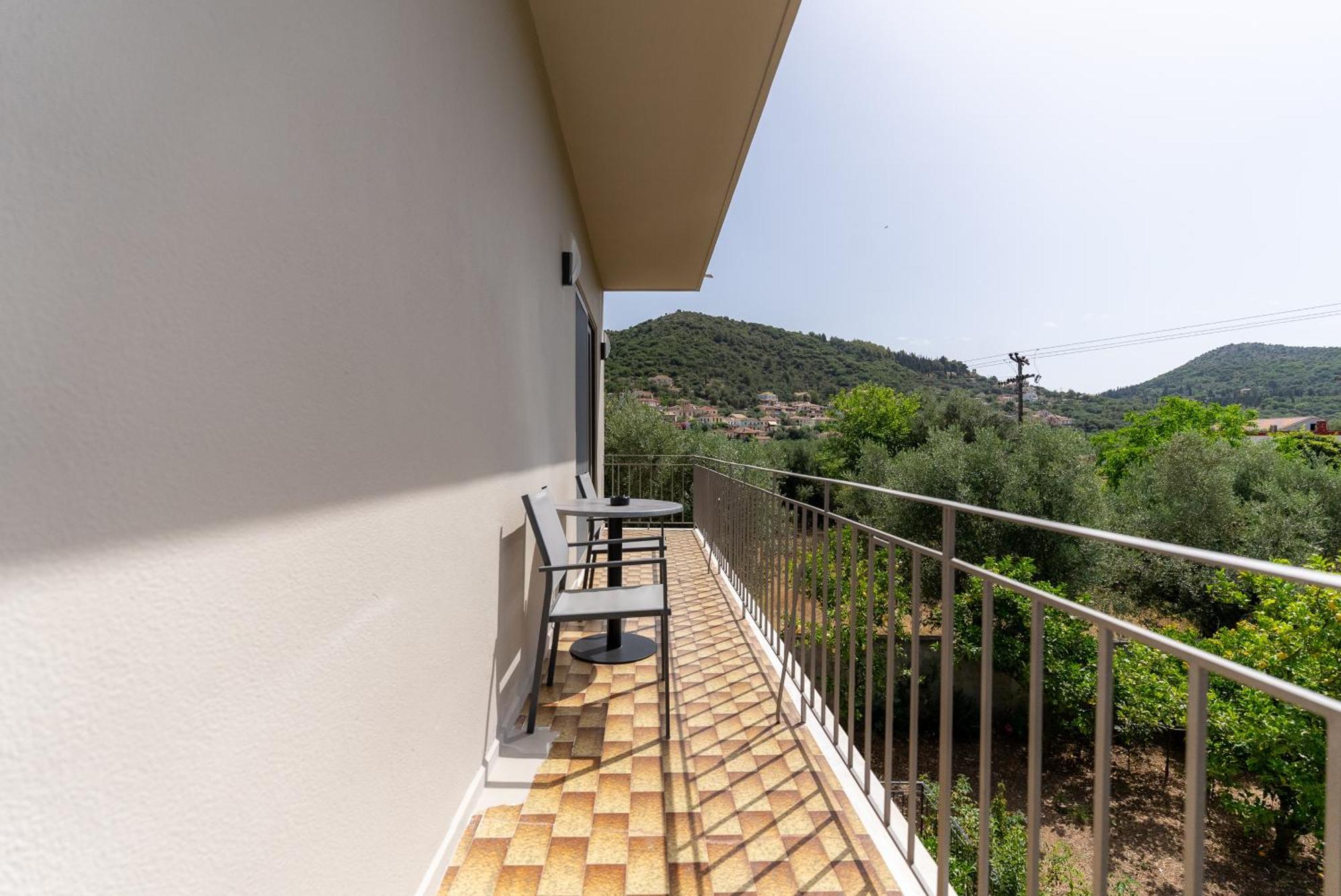 Ithaca Residence Ваті Екстер'єр фото